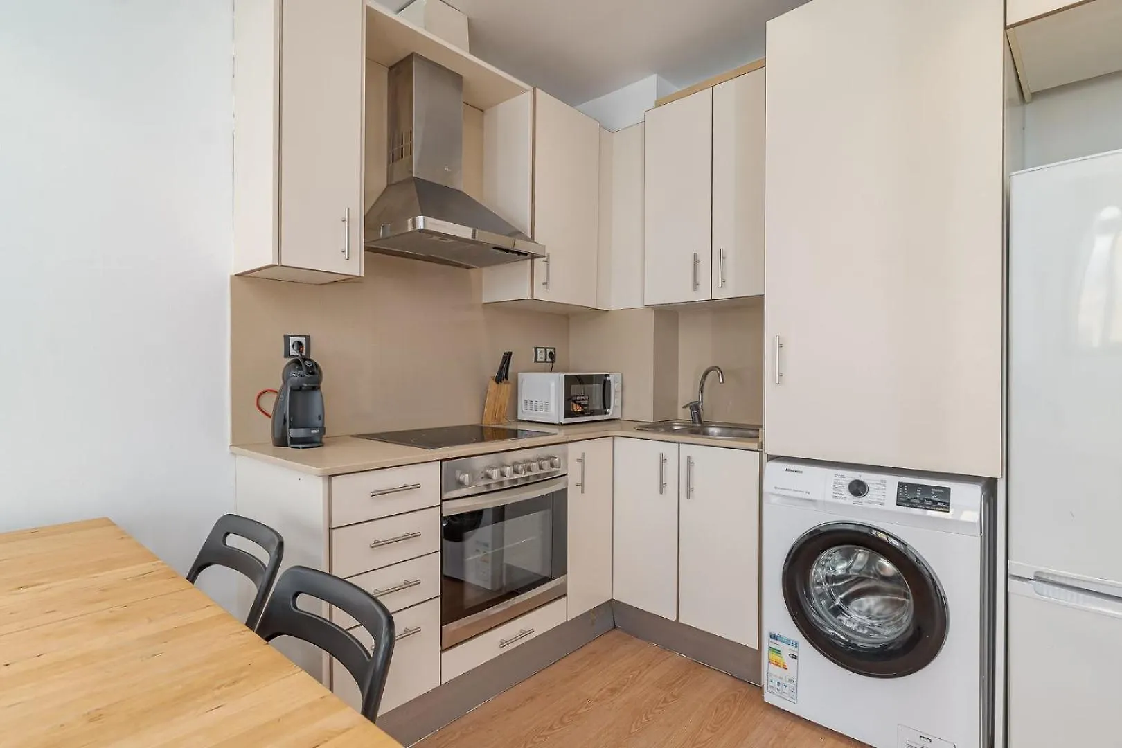 Guestready - Bright Home Near Montjuic 巴塞罗那 公寓