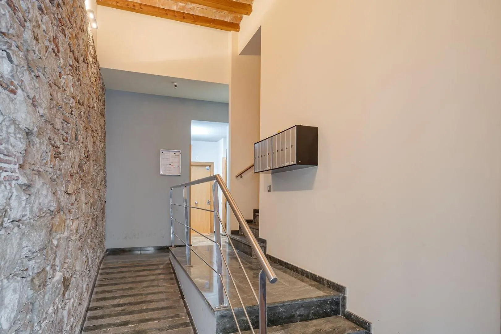 公寓 Guestready - Bright Home Near Montjuic 巴塞罗那